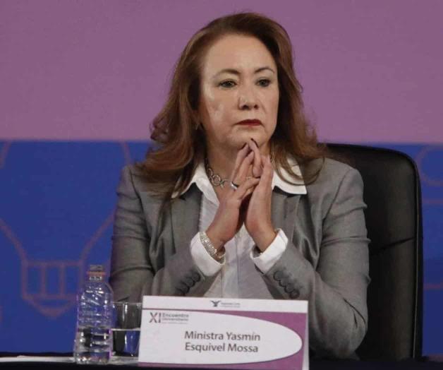 Despide UNAM a asesora de tesis de Ministra