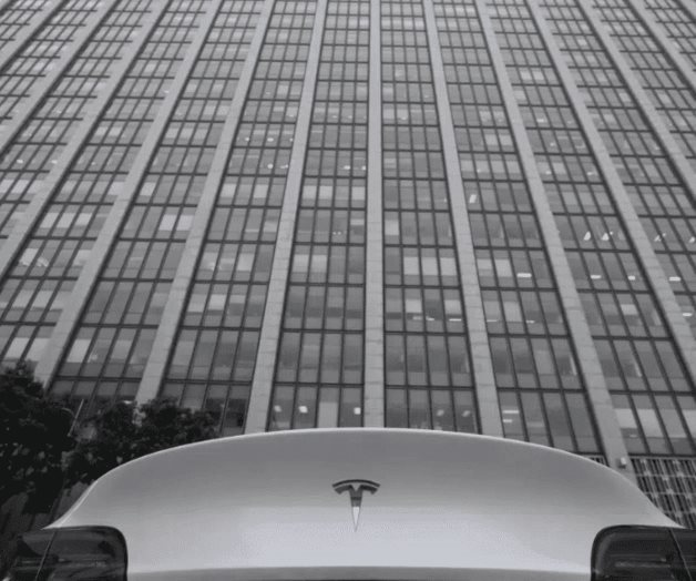 Elon Musk representado como mentiroso y visionario en juicio por tuit de Tesla