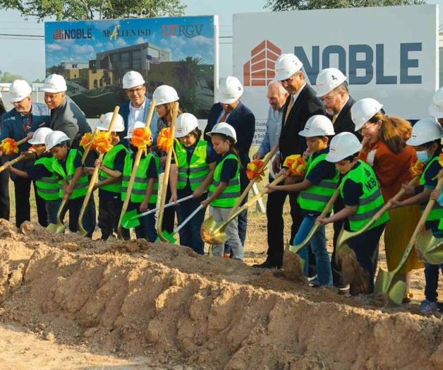 Arranca construcción de academia universitaria
