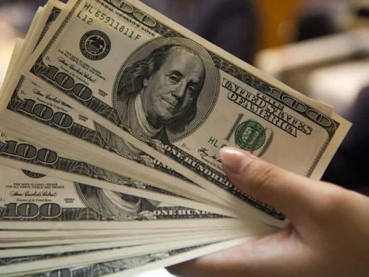 Precio del dólar abre al alza en 19.40 pesos al menudeo Precio del dólar abre al alza en 19.40 pesos al menudeo