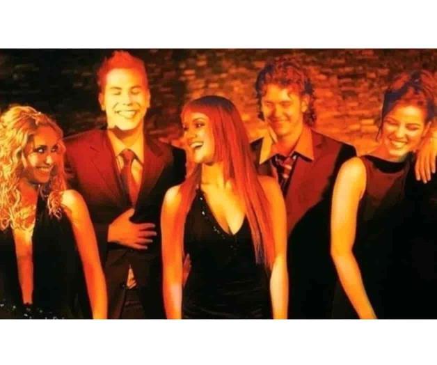 Integrantes de RBD eliminan todo rastro de Poncho Herrera