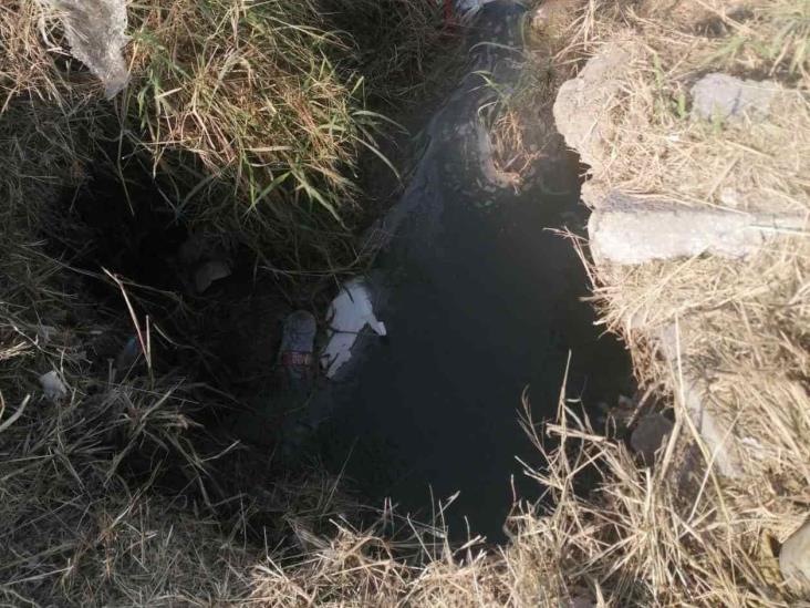 Piden resolver fuga de agua que cae en dren Piden resolver fuga de agua que cae en dren