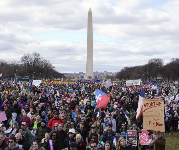 Marcha presiona para más límites al aborto