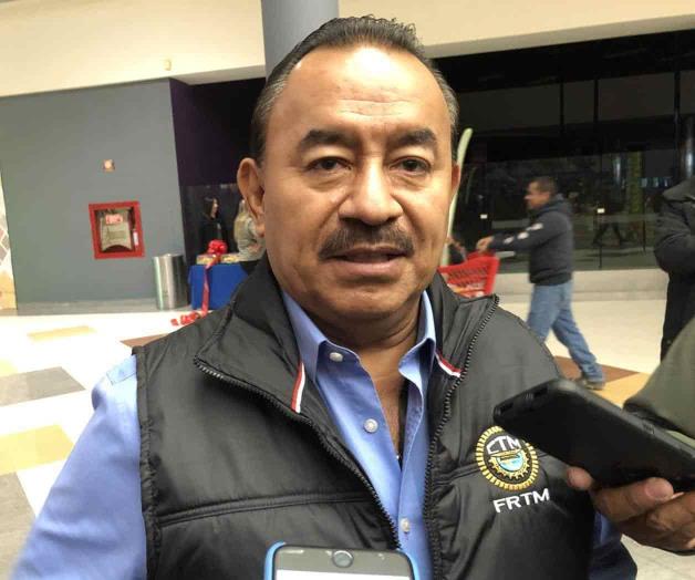 Eligen obreros nuevo sindicato