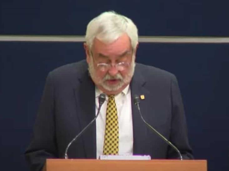 Analiza UNAM quitar título a Esquivel Analiza UNAM quitar título a Esquivel