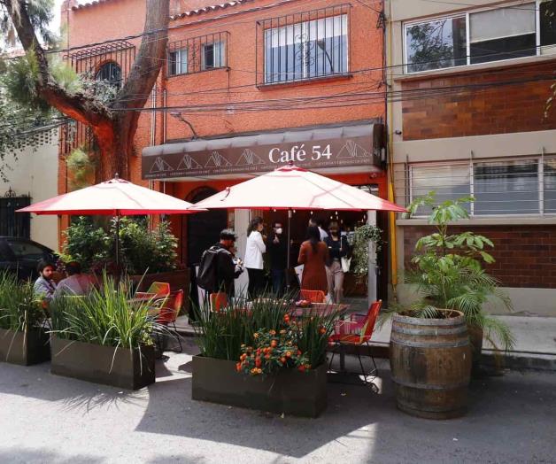 Entra en vigor ley para desplegar enseres en vía pública 