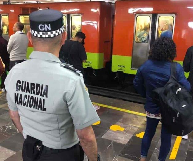 Marcha contra presencia de la Guardia Nacional en el Metro