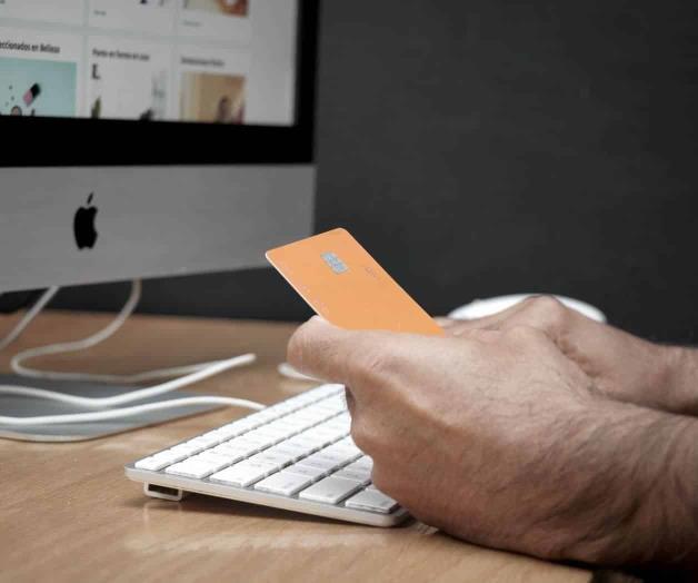 Domina el débito en compras pequeñas por e-commerce