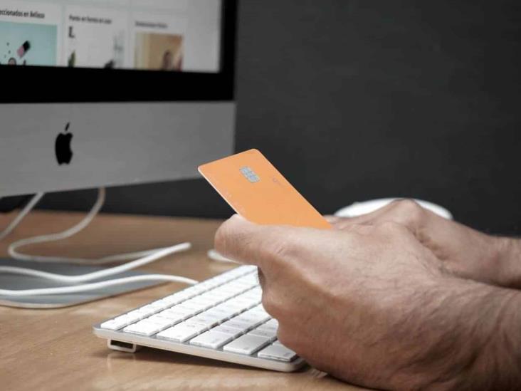 Domina el débito en compras pequeñas por e-commerce Domina el débito en compras pequeñas por e-commerce