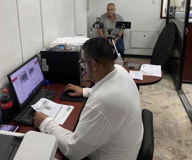 Saturan trámites a la oficina fiscal