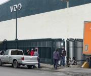 Trabajadores toman instalaciones de maquiladora VDO en Matamoros