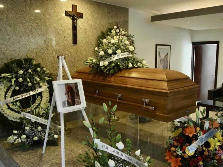 Le dan último adiós Le dan último adiós