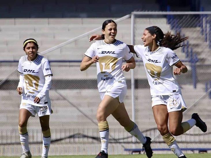 Logran Pumas primer triunfo Logran Pumas primer triunfo