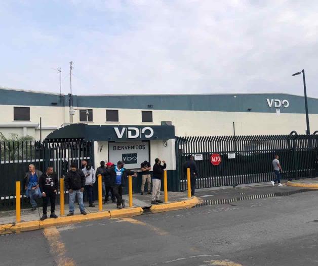 Trabajadores toman instalaciones de maquiladora VDO en Matamoros Trabajadores toman instalaciones de maquiladora VDO en Matamoros
