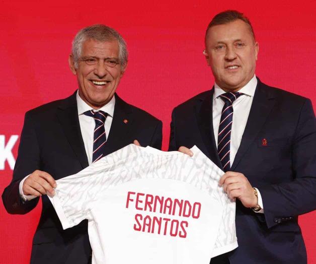 Fernando Santos asume como técnico de Polonia