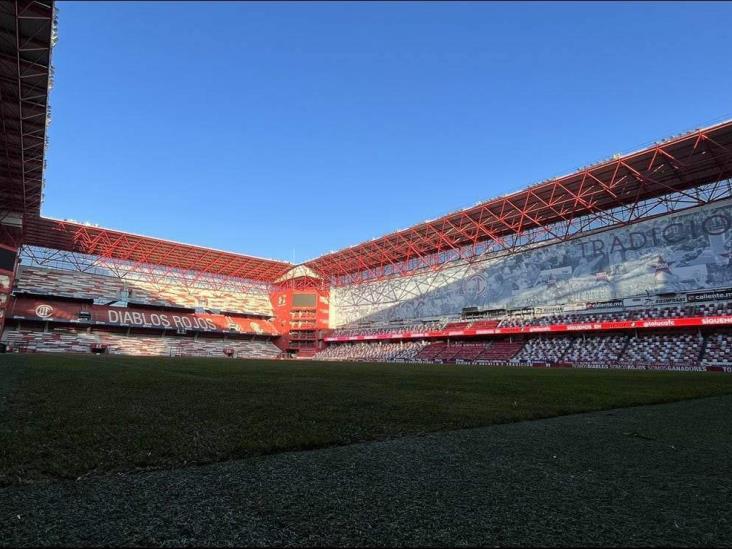 Club Deportivo Toluca prohíbe el consumo de tabaco en el Nemesio Diez Club Deportivo Toluca prohíbe el consumo de tabaco en el Nemesio Diez