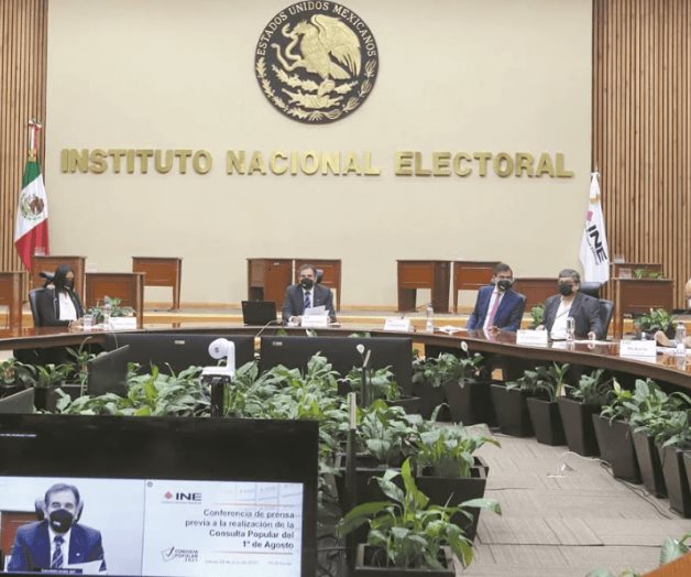 Consejeros del INE van por acciones contra Reforma Electoral