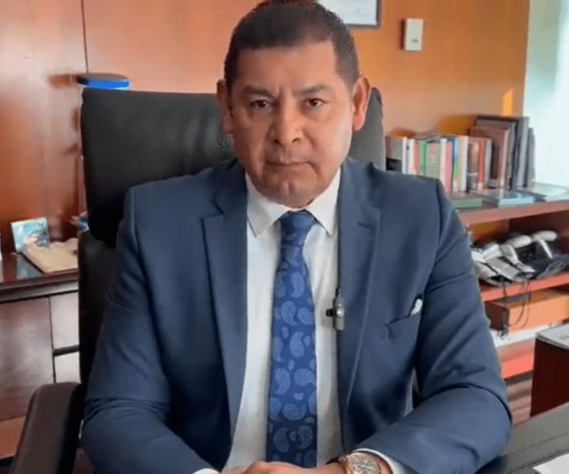 Alejandro Armenta recula exigencia de renuncia a Yasmín Esquivel Alejandro Armenta recula exigencia de renuncia a Yasmín Esquivel
