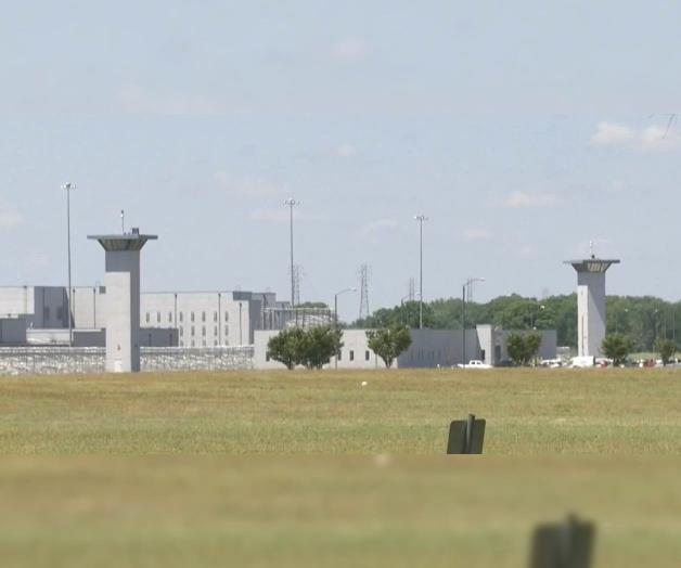 Comparece ante fiscal un acusado de fraude Comparece ante fiscal un acusado de fraude