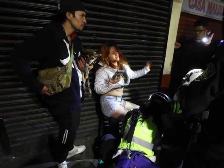 Atacan a mujer al exterior del Metro Hidalgo Atacan a mujer al exterior del Metro Hidalgo
