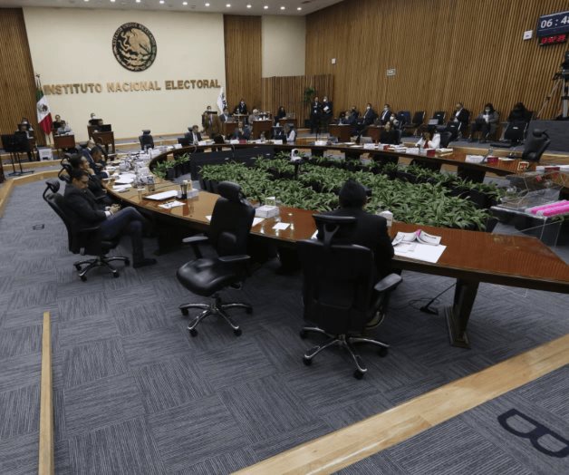 Va INE contra Plan B