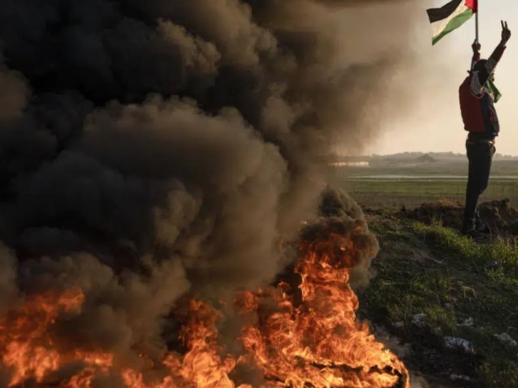 Palestinos entierran a sus muertos mientras disminuye el riesgo de un estallido con Israel Palestinos entierran a sus muertos mientras disminuye el riesgo de un estallido con Israel