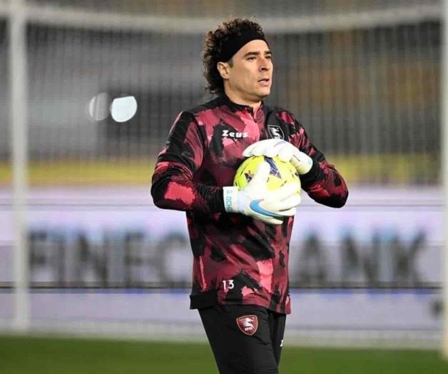 Consigue Memo Ochoa su primer triunfo con el Salernitana 