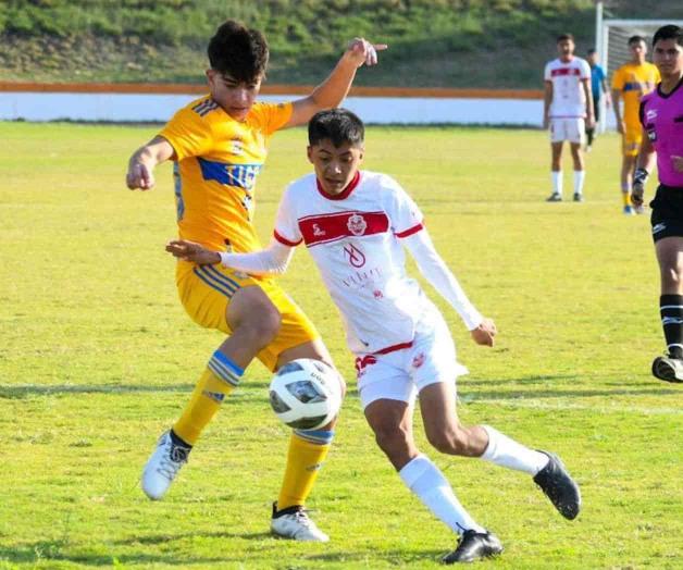 Visitan Mineros al Cadereyta Visitan Mineros al Cadereyta