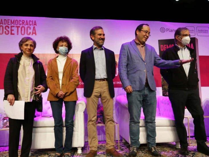 Apatía es terreno fértil para autoritarismo.- Córdova Apatía es terreno fértil para autoritarismo.- Córdova