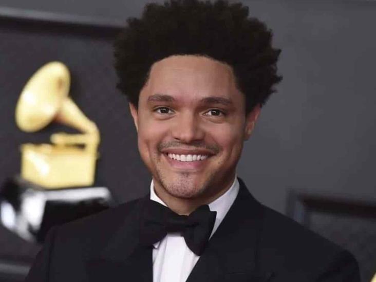 Pasea Trevor Noah por la CDMX previo a Grammy Pasea Trevor Noah por la CDMX previo a Grammy