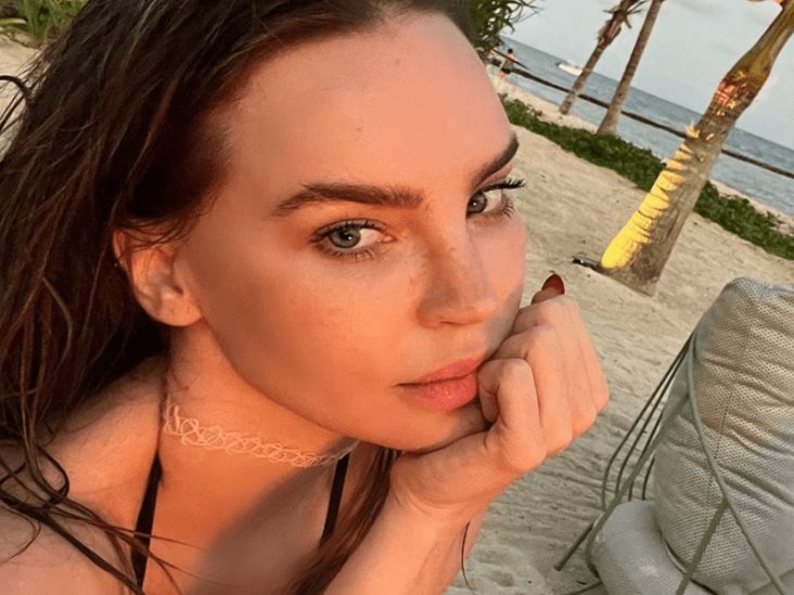Belinda se va de vacaciones a Los Ángeles Belinda se va de vacaciones a Los Ángeles