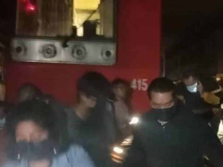 Entrega CDMX ayuda a víctima de choque en Línea 3 Entrega CDMX ayuda a víctima de choque en Línea 3