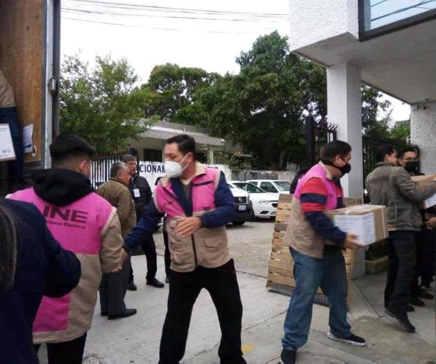 Arriba material electoral para elección a Senador