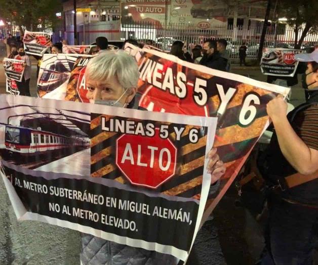 Protestan vecinos de colonias aledañas a Línea 6 del Metro