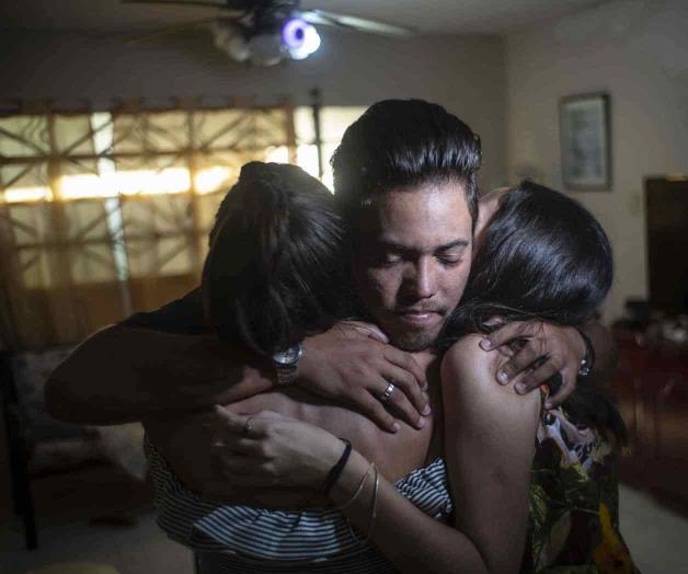 La política migratoria sacude vidas en Cuba La política migratoria sacude vidas en Cuba