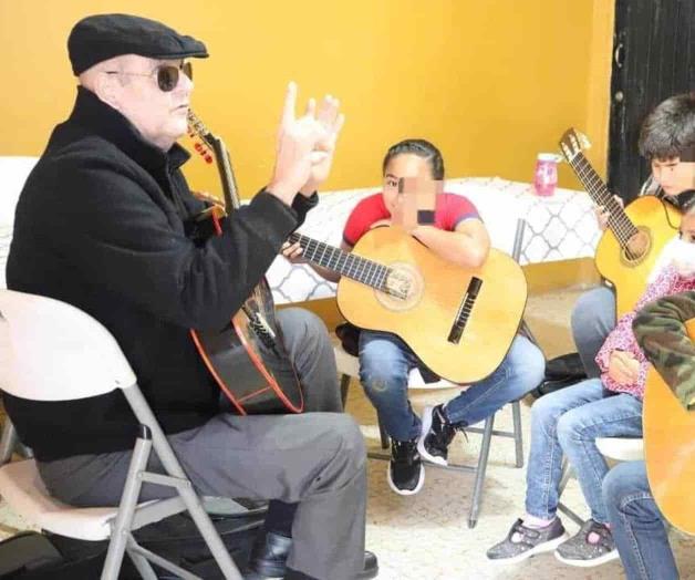 Abren talleres de guitarra y danza