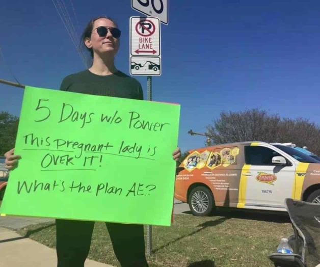 Rodarán cabezas por falla en energía