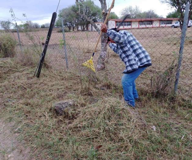 Brinda respaldo municipal a la educación