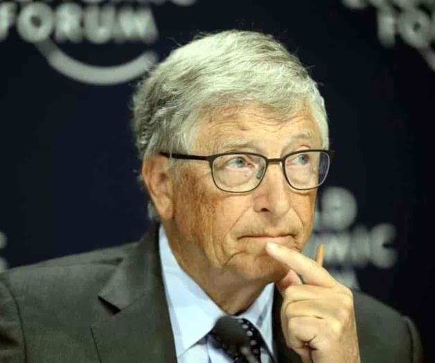 ¿Bill Gates estrena romance?