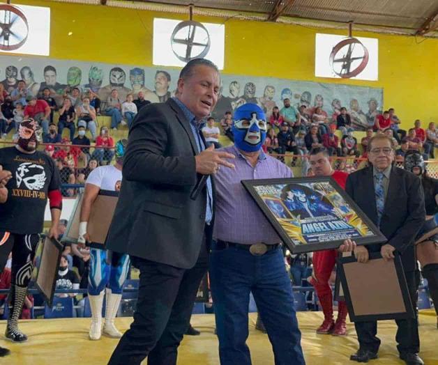 Siguen reconociendo a las leyendas Siguen reconociendo a las leyendas