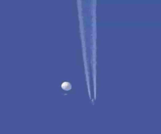 Taiwán amenaza con derribar globos chinos sospechosos