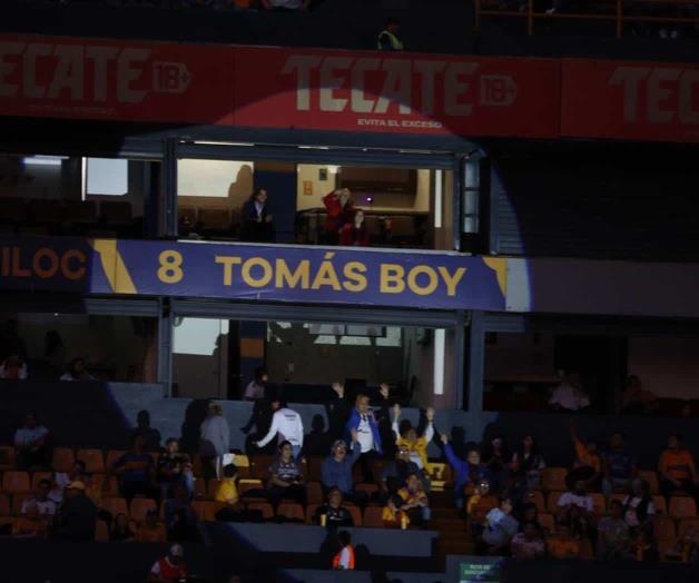 Inmortaliza Tigres a Tomás Boy Inmortaliza Tigres a Tomás Boy