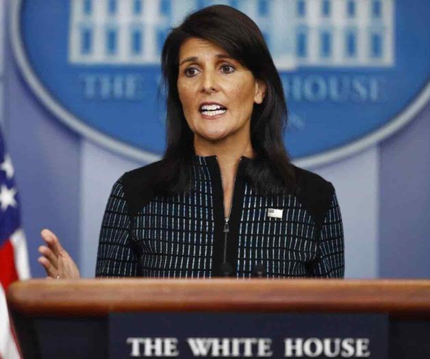 Haley anuncia campaña presidencial, desafía a Trump