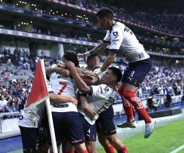Rayados a la cima tras vencer 2-0 a Querétaro