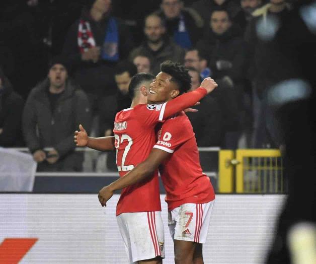 Benfica vence 2-0 a Brujas y sigue invicto en Liga de Campeones