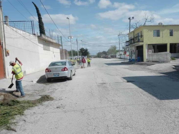 Embellecen las calles de la Villa Embellecen las calles de la Villa