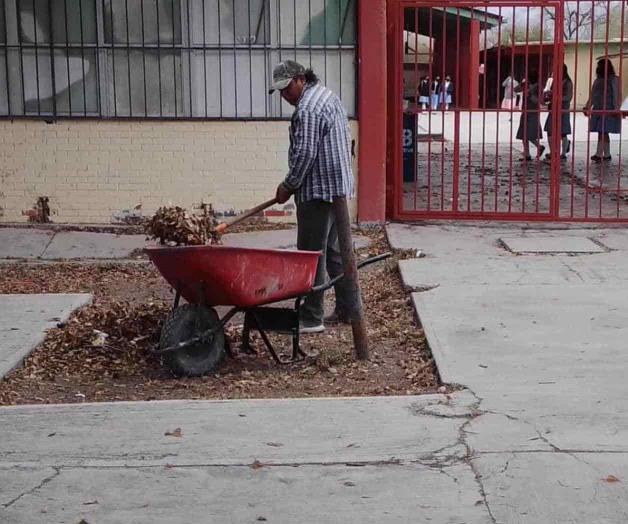 Recibe Secundaria 1 respaldo de municipio