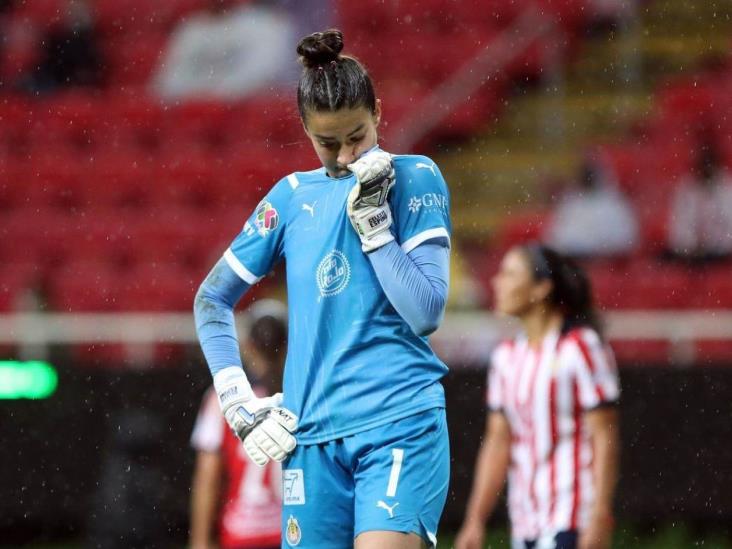 Es baja Espino en el Tri femenil Es baja Espino en el Tri femenil