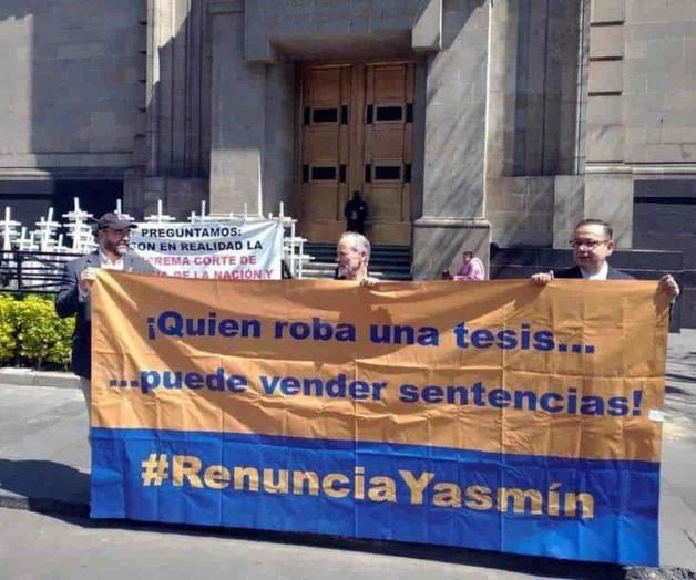Exigen senadores la renuncia de la Ministra Yasmín Esquivel