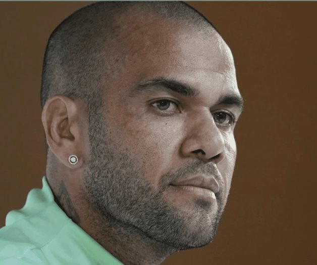 Fiscalía pide mantener en prisión a Alves por pruebas en su contra
